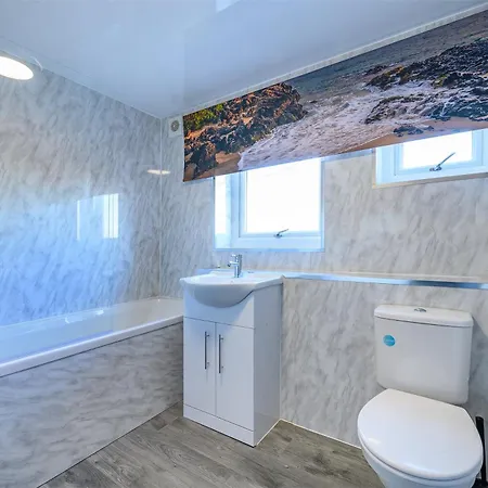 Rum i privatbostad -rcgs- For Your Relaxed, Cosy Stay, Free Parking