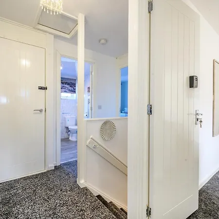 -rcgs- For Your Relaxed, Cosy Stay, Free Parking Homestay