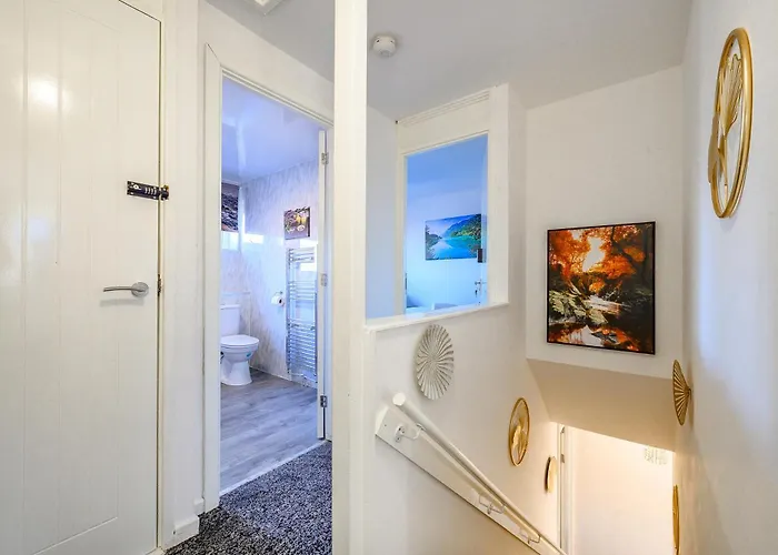 -rcgs- For Your Relaxed, Cosy Stay, Free Parking * Leeds (West Yorkshire)